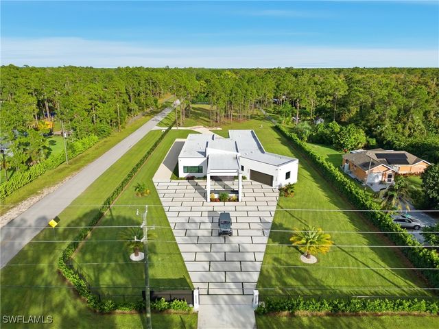 1388 Everglades BLVD N, Naples, FL 34120