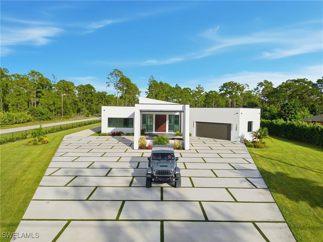 1388 Everglades BLVD N, Naples, FL 34120