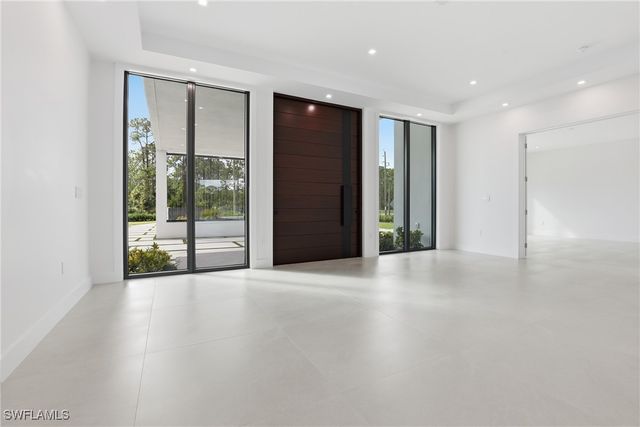 1388 Everglades BLVD N, Naples, FL 34120