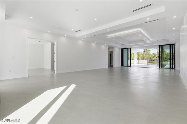 1388 Everglades BLVD N, Naples, FL 34120