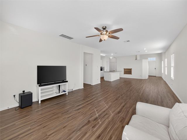 156 Greatest Gift WAY, Jarrell, TX 76537