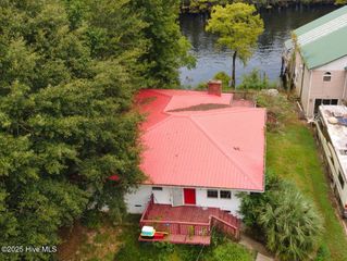 719 River Road, Tabor City, NC 28463