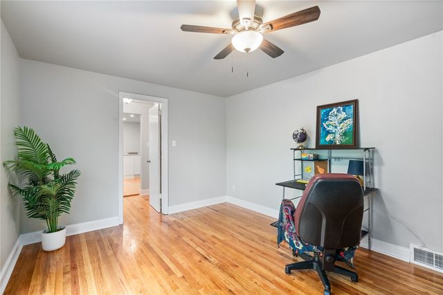 111 Greyfriar Dr, O'hara, PA 15215