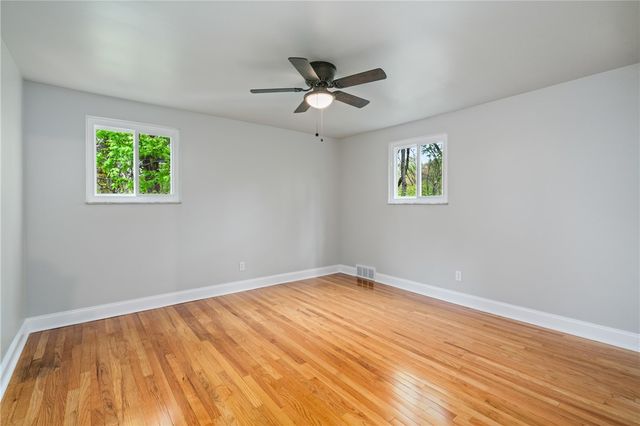 111 Greyfriar Dr, O'hara, PA 15215