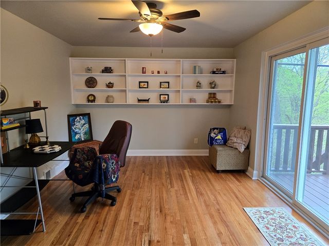 111 Greyfriar Dr, O'hara, PA 15215