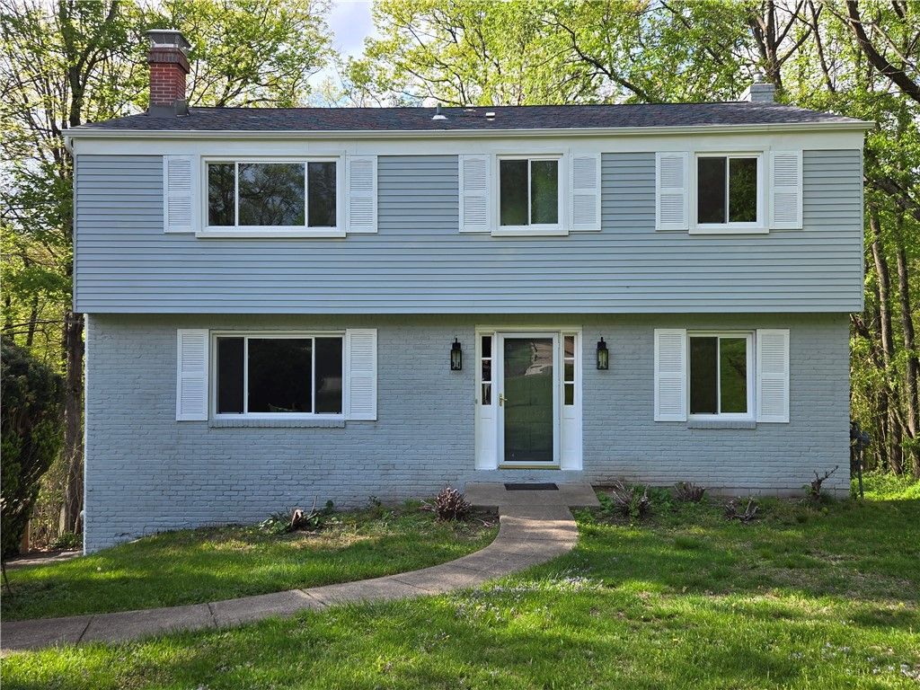 111 Greyfriar Dr, O'hara, PA 15215