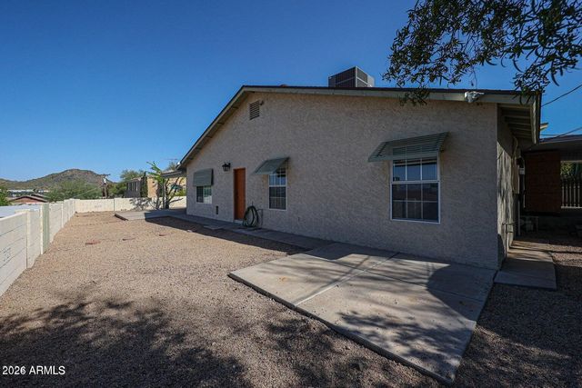 1740 E CAMINO DEL SANTO --, Phoenix, AZ 85022