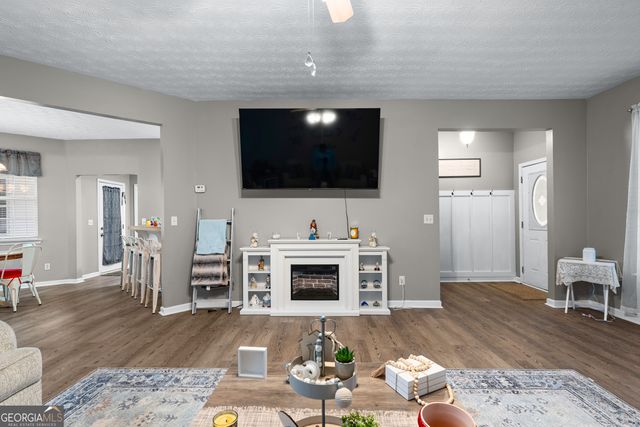 107 Collier Street, Hogansville, GA 30230