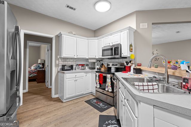 107 Collier Street, Hogansville, GA 30230