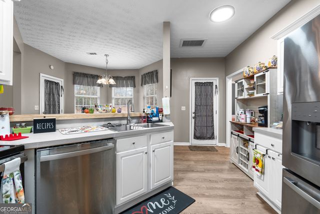 107 Collier Street, Hogansville, GA 30230