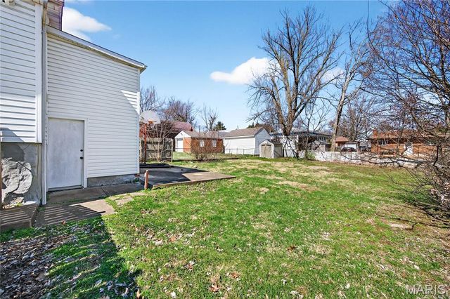 327 W Felton Avenue, St Louis, MO 63125