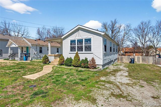 327 W Felton Avenue, St Louis, MO 63125