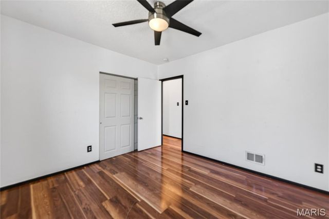 327 W Felton Avenue, St Louis, MO 63125