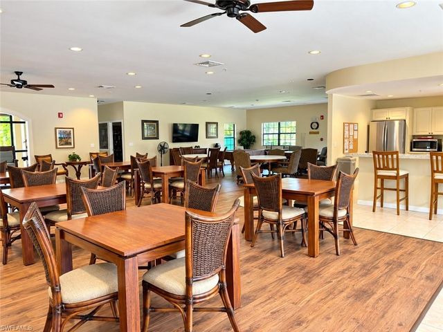 1149 Winding Pines CIR 206, Cape Coral, FL 33909