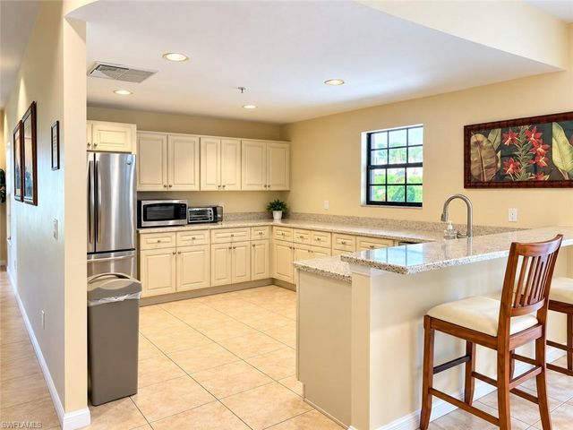 1149 Winding Pines CIR 206, Cape Coral, FL 33909