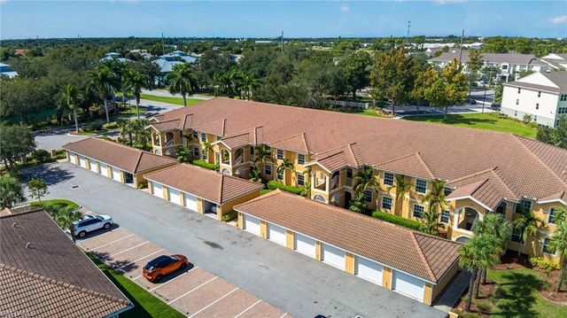 1149 Winding Pines CIR 206, Cape Coral, FL 33909