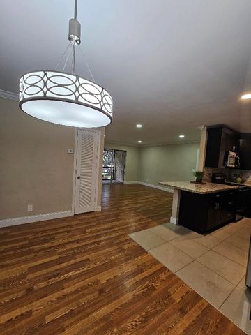 1271 NW 13th Street 460e, Boca Raton, FL 33486