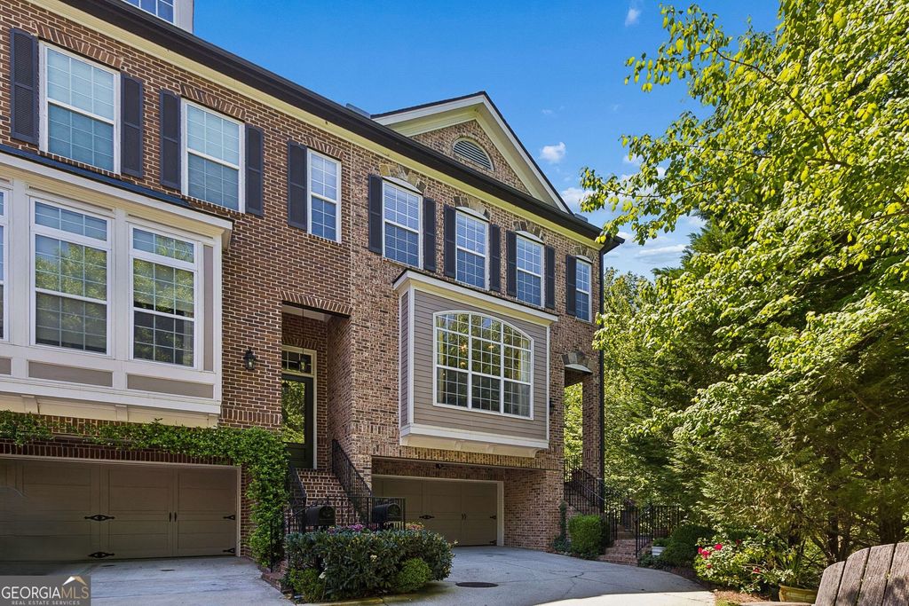 2690 Rivers Edge Drive NE, Atlanta, GA 30324