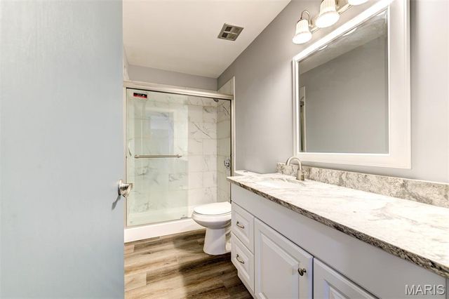 3126 Carnaby Lane C, Bridgeton, MO 63044