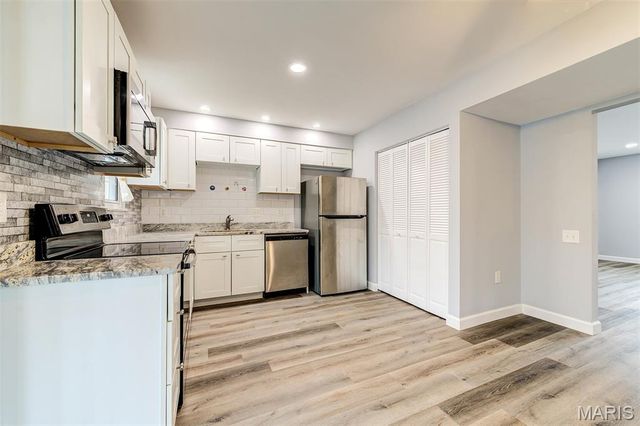 3126 Carnaby Lane C, Bridgeton, MO 63044