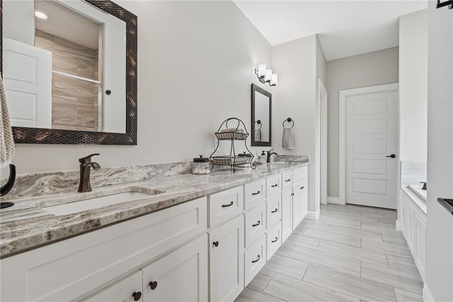 19 Willow Bend St. St, Corpus Christi, TX 78413