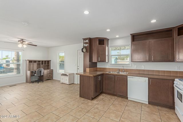 5201 W CAMELBACK Road A187, Phoenix, AZ 85031