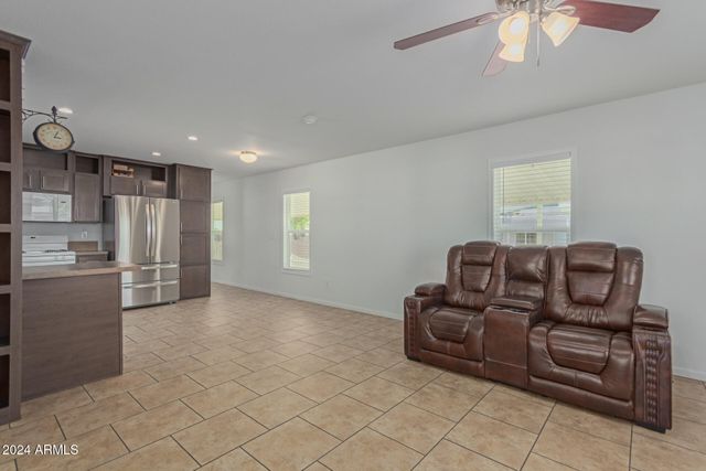 5201 W CAMELBACK Road A187, Phoenix, AZ 85031