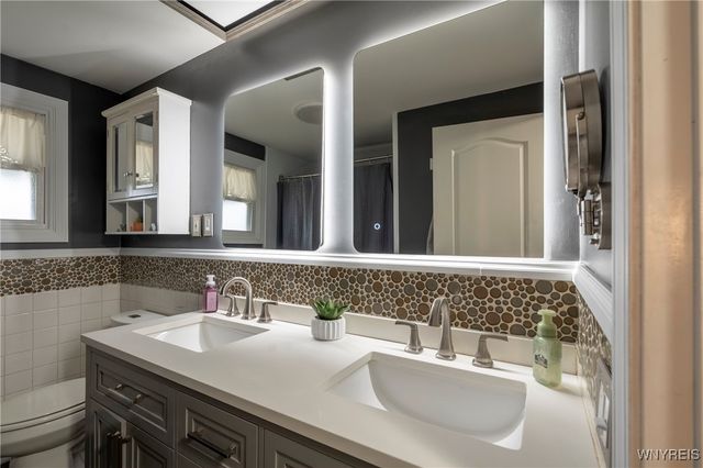 247 Le Havre Drive, Cheektowaga, NY 14227