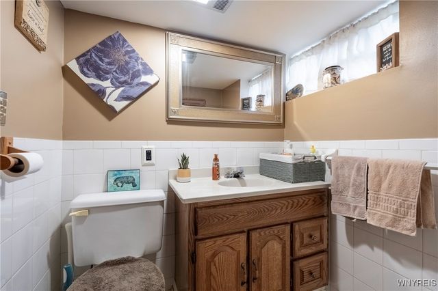 247 Le Havre Drive, Cheektowaga, NY 14227