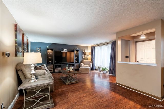 247 Le Havre Drive, Cheektowaga, NY 14227