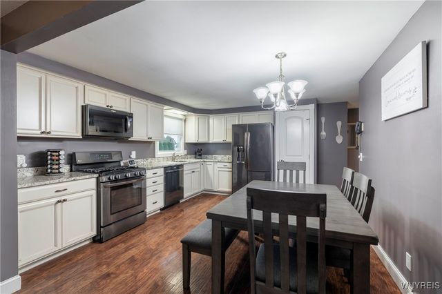 247 Le Havre Drive, Cheektowaga, NY 14227