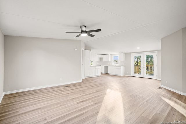 5246 SAVANNAH WAY, Von Ormy, TX 78073