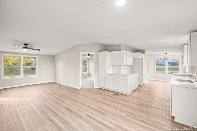 5246 SAVANNAH WAY, Von Ormy, TX 78073