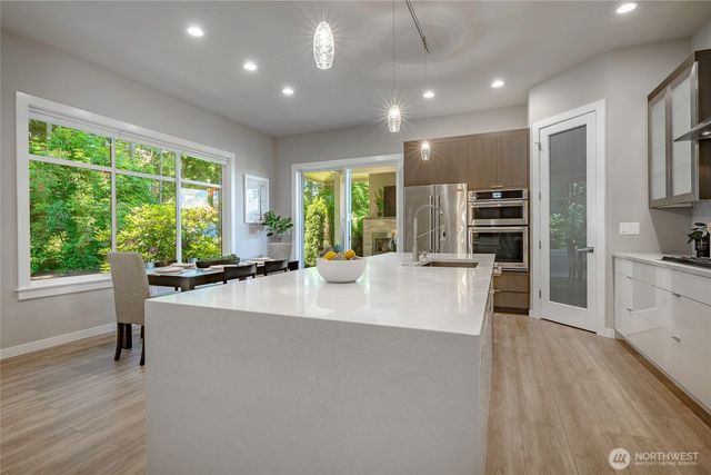 5475 Wood Duck Loop, Blaine, WA 98230