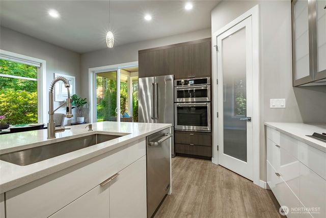 5475 Wood Duck Loop, Blaine, WA 98230
