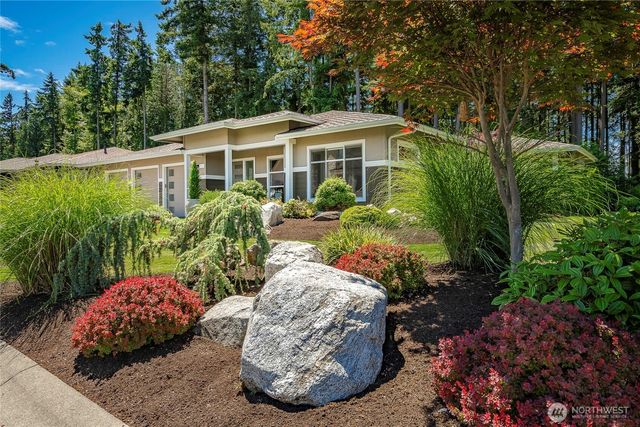5475 Wood Duck Loop, Blaine, WA 98230