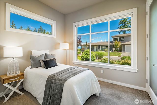 5475 Wood Duck Loop, Blaine, WA 98230