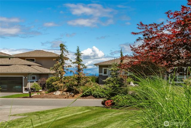 5475 Wood Duck Loop, Blaine, WA 98230