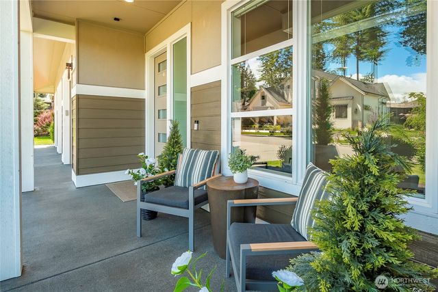 5475 Wood Duck Loop, Blaine, WA 98230