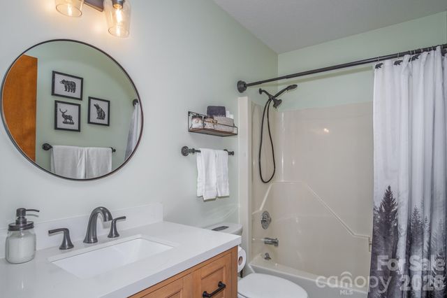 22 Dalonigei Court, Brevard, NC 28712