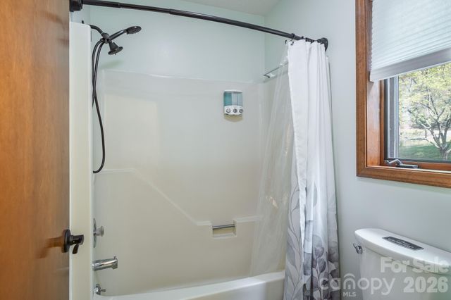 22 Dalonigei Court, Brevard, NC 28712