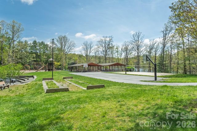 22 Dalonigei Court, Brevard, NC 28712