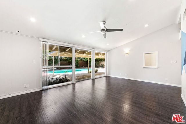 16320 Gledhill Street, North Hills, CA 91343