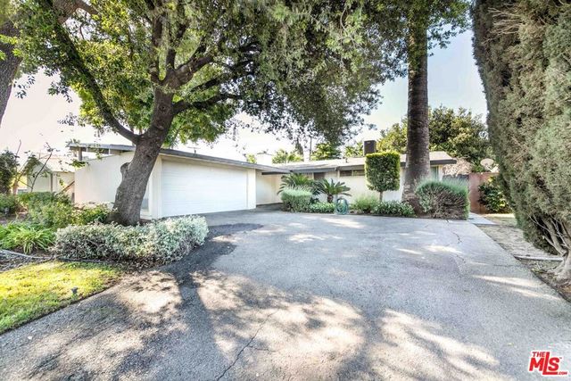 16320 Gledhill Street, North Hills, CA 91343