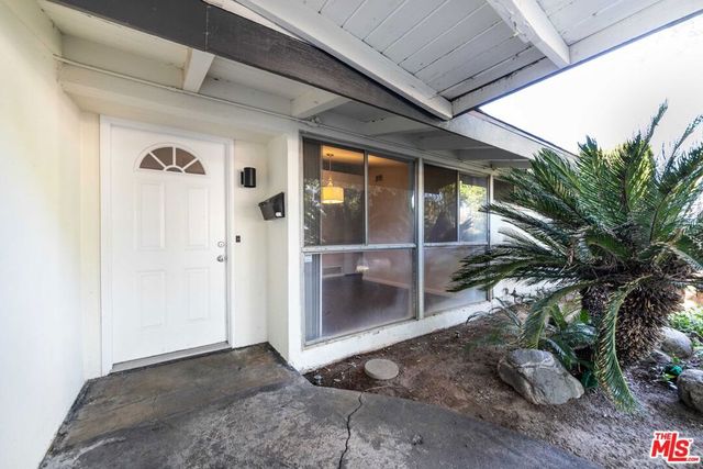 16320 Gledhill Street, North Hills, CA 91343