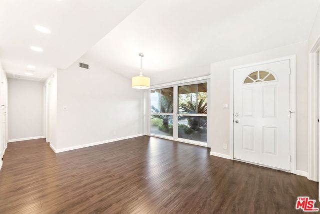 16320 Gledhill Street, North Hills, CA 91343