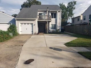 1694 Rueger ST, Virginia Beach, VA 23464