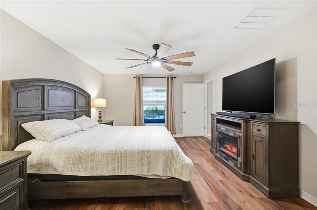 936 ZONE TAILED HAWK PLACE, Ruskin, FL 33570