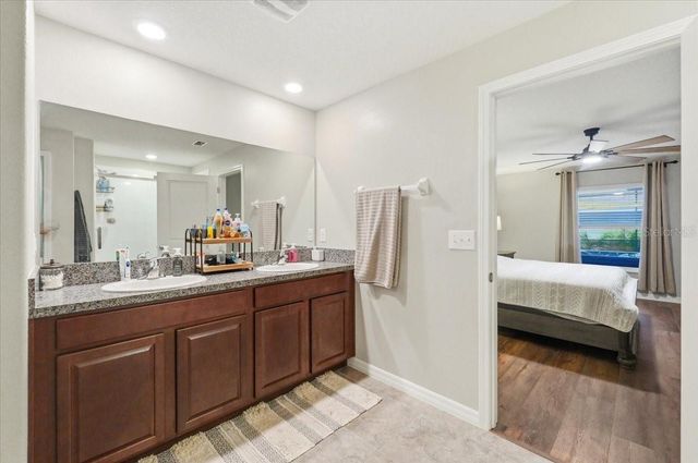 936 ZONE TAILED HAWK PLACE, Ruskin, FL 33570