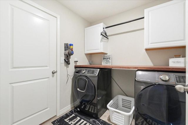 936 ZONE TAILED HAWK PLACE, Ruskin, FL 33570